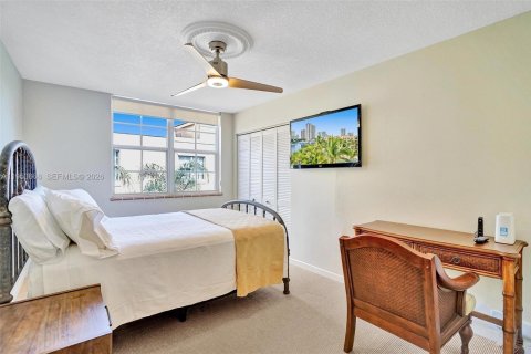 Copropriété à louer à Aventura, Floride: 3 chambres, 125.42 m2 № 2153277 - photo 25