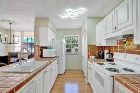 Copropriété à louer à Aventura, Floride: 3 chambres, 125.42 m2 № 2153277 - photo 7
