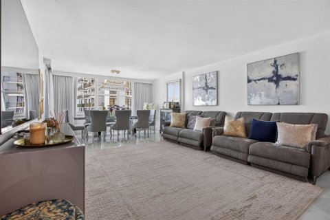 Copropriété à vendre à Fort Lauderdale, Floride: 2 chambres, 106.28 m2 № 2376539 - photo 9