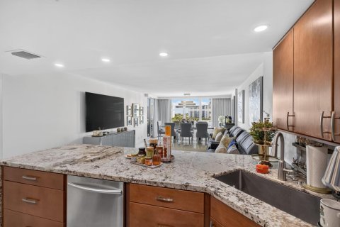 Copropriété à vendre à Fort Lauderdale, Floride: 2 chambres, 106.28 m2 № 2376539 - photo 3