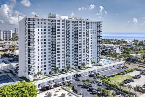 Copropriété à vendre à Fort Lauderdale, Floride: 2 chambres, 106.28 m2 № 2376539 - photo 2