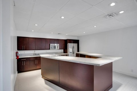 Copropriété à vendre à Fort Lauderdale, Floride: 2 chambres, 106.28 m2 № 2376539 - photo 26