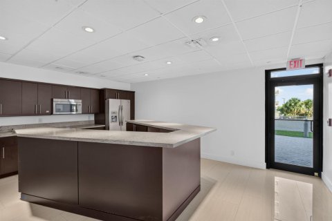 Copropriété à vendre à Fort Lauderdale, Floride: 2 chambres, 106.28 m2 № 2376539 - photo 27
