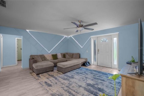 Villa ou maison à vendre à Beverly Hills, Floride: 3 chambres, 161.65 m2 № 2354823 - photo 7
