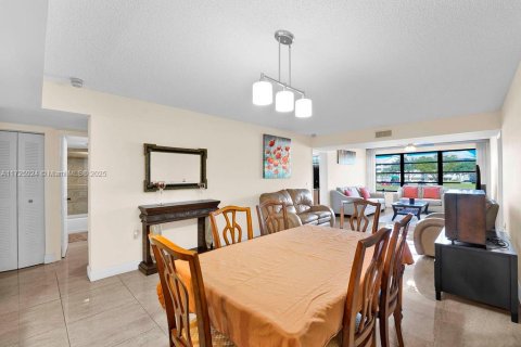 Copropriété à vendre à Boca Raton, Floride: 2 chambres, 128.67 m2 № 1812057 - photo 6