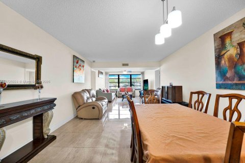 Copropriété à vendre à Boca Raton, Floride: 2 chambres, 128.67 m2 № 1812057 - photo 4