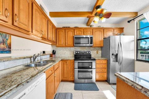 Copropriété à vendre à Boca Raton, Floride: 2 chambres, 128.67 m2 № 1812057 - photo 1