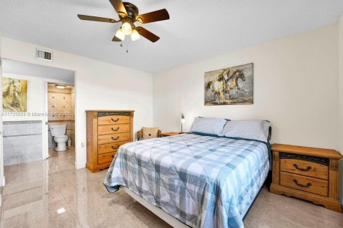 Copropriété à vendre à Boca Raton, Floride: 2 chambres, 128.67 m2 № 1812057 - photo 16