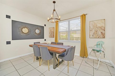 Casa en venta en Kissimmee, Florida, 5 dormitorios, 231.51 m2 № 1558827 - foto 14