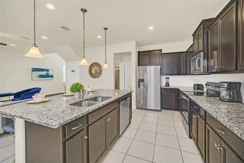 Casa en venta en Kissimmee, Florida, 5 dormitorios, 231.51 m2 № 1558827 - foto 12