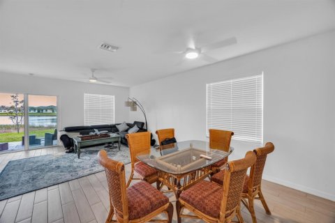 Casa en alquiler en St. Lucie, Florida, 3 dormitorios, 136.01 m2 № 2245242 - foto 7