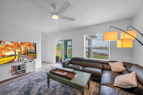 Casa en alquiler en St. Lucie, Florida, 3 dormitorios, 136.01 m2 № 2245242 - foto 8