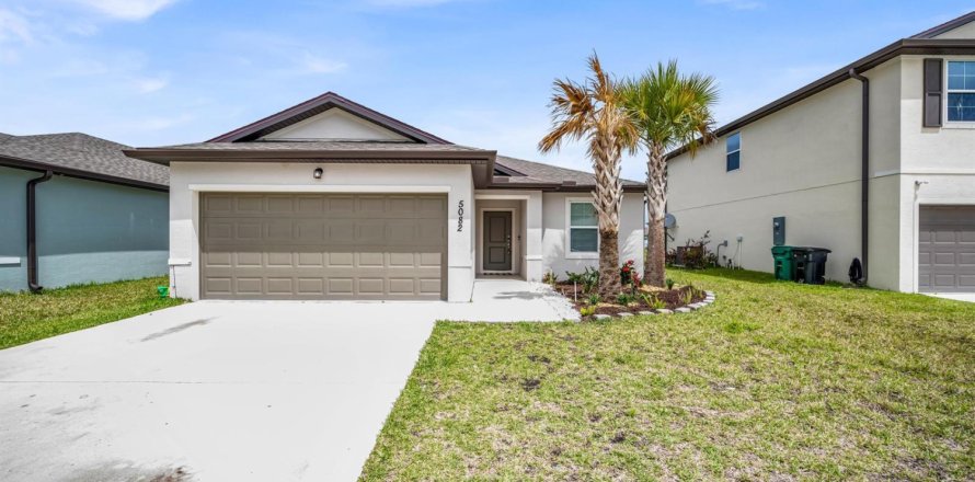 Casa en St. Lucie, Florida 3 dormitorios, 136.01 m2 № 2245242