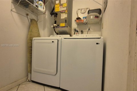 Купить виллу или дом в Тамарак, Флорида 2 спальни, 136.94м2, № 1991233 - фото 20