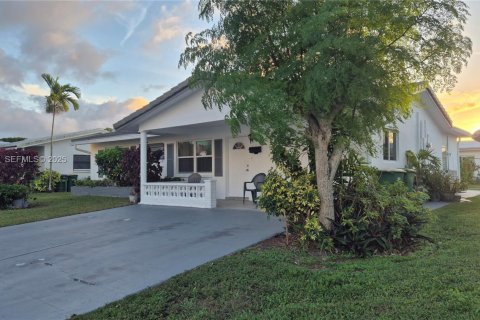 Купить виллу или дом в Тамарак, Флорида 2 спальни, 136.94м2, № 1991233 - фото 25