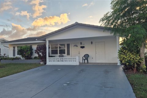 Купить виллу или дом в Тамарак, Флорида 2 спальни, 136.94м2, № 1991233 - фото 23