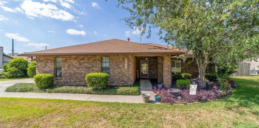 Casa en Ocala, Florida 3 dormitorios, 201.78 m2 № 1673700