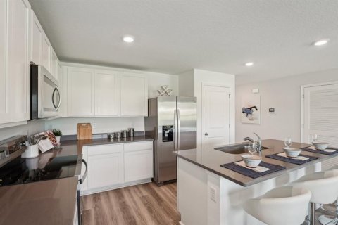 House in Alachua, Florida 4 bedrooms, 134.62 sq.m. № 2235852 - photo 5