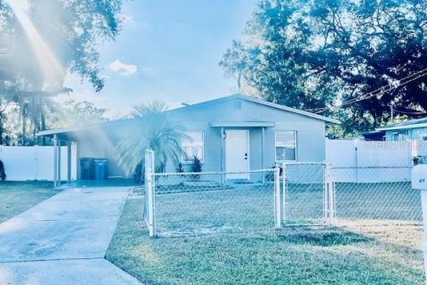 Villa ou maison à vendre à Tampa, Floride: 3 chambres, 85.93 m2 № 2238089 - photo 13