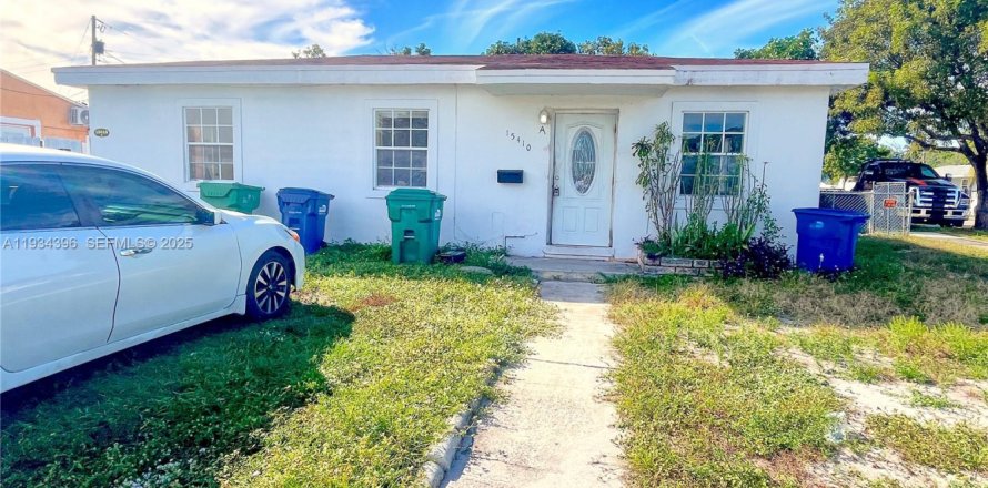 Casa en Miami, Florida 3 dormitorios, 141.21 m2 № 2035561