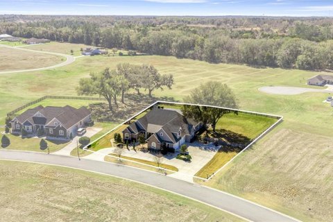 House in Ocala, Florida 4 bedrooms, 436.27 sq.m. № 2092288 - photo 5