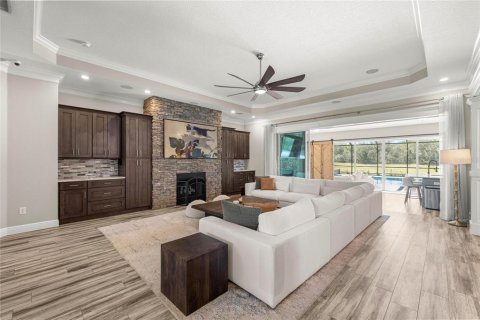 House in Ocala, Florida 4 bedrooms, 436.27 sq.m. № 2092288 - photo 7