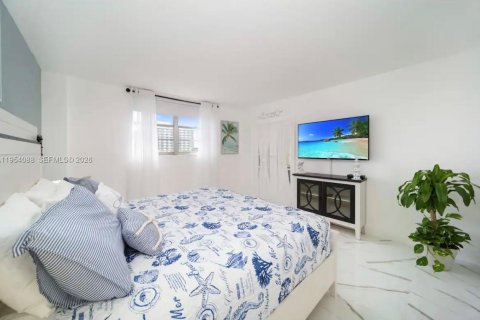 Снять в аренду кондоминиум в Санни-Айлс-Бич, Флорида 1 спальня, 93.37м2, № 2008319 - фото 10