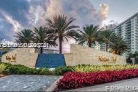 Снять в аренду кондоминиум в Санни-Айлс-Бич, Флорида 1 спальня, 93.37м2, № 2008319 - фото 24