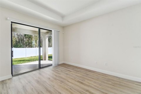 House in New Port Richey, Florida 3 bedrooms, 179.58 sq.m. № 1399236 - photo 14