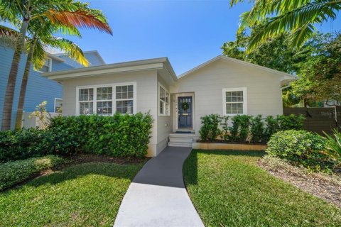 Casa en venta en Saint Petersburg, Florida, 2 dormitorios, 96.43 m2 № 1639823 - foto 1
