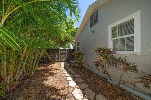 Casa en venta en Saint Petersburg, Florida, 2 dormitorios, 96.43 m2 № 1639823 - foto 27