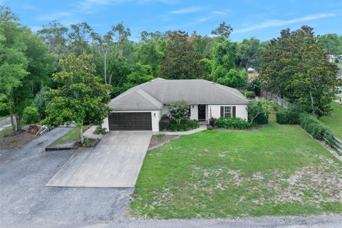 Casa en venta en DeLand, Florida, 3 dormitorios, 147.44 m2 № 1788957 - foto 1