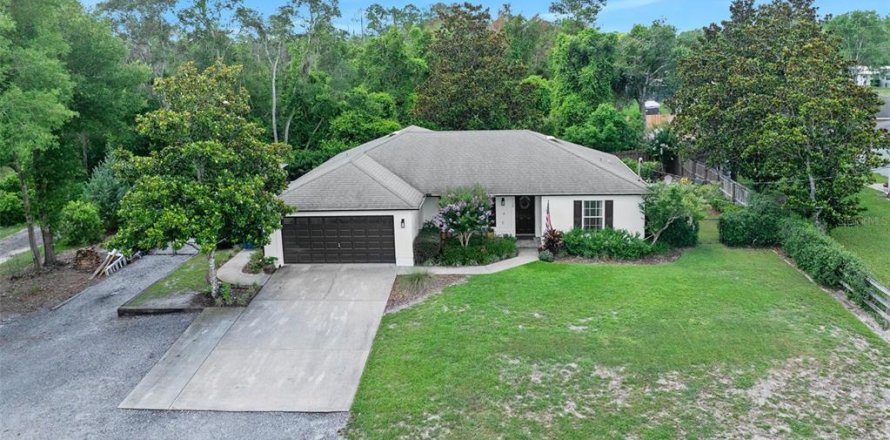 Casa en DeLand, Florida 3 dormitorios, 147.44 m2 № 1788957
