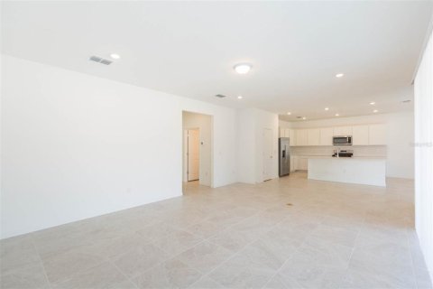 Casa en venta en Valrico, Florida, 5 dormitorios, 319.86 m2 № 2151277 - foto 13