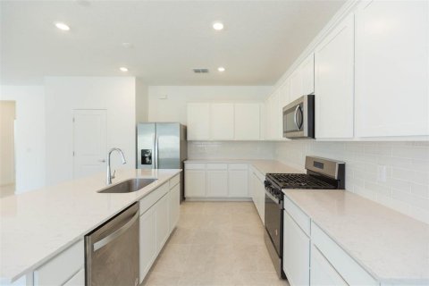 Casa en venta en Valrico, Florida, 5 dormitorios, 319.86 m2 № 2151277 - foto 9