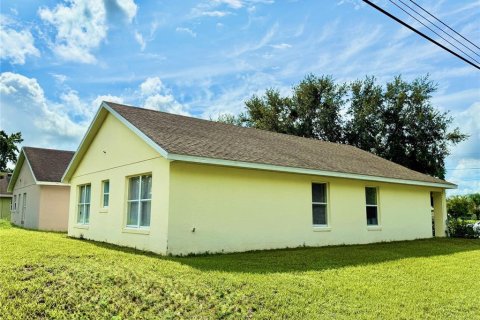 House in Orlando, Florida 3 bedrooms, 103.4 sq.m. № 1888696 - photo 25