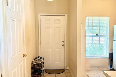 House in Orlando, Florida 3 bedrooms, 103.4 sq.m. № 1888696 - photo 2