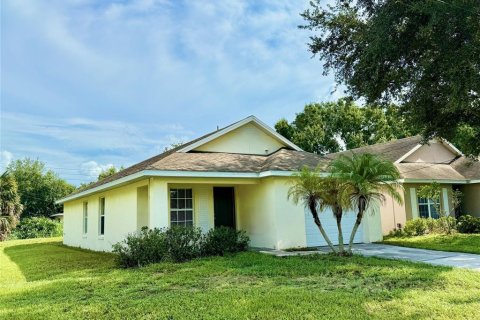 House in Orlando, Florida 3 bedrooms, 103.4 sq.m. № 1888696 - photo 23