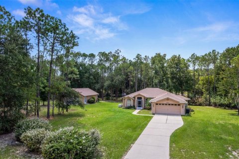 Villa ou maison à vendre à Dunnellon, Floride: 3 chambres, 141.95 m2 № 2324365 - photo 2