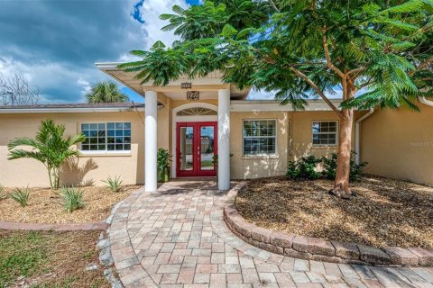 Villa ou maison à vendre à Englewood, Floride: 3 chambres, 206.24 m2 № 2215060 - photo 7