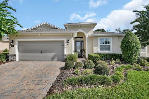 Villa ou maison à vendre à DeLand, Floride: 3 chambres, 204.94 m2 № 1912948 - photo 1