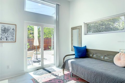 Propiedad comercial en venta en Saint Petersburg, Florida, 4 dormitorios, 143.91 m2 № 1876258 - foto 18