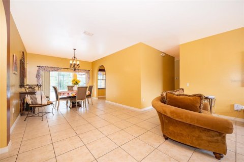 Casa en venta en Kissimmee, Florida, 4 dormitorios, 221.48 m2 № 1894887 - foto 6