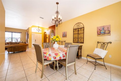 Casa en venta en Kissimmee, Florida, 4 dormitorios, 221.48 m2 № 1894887 - foto 7