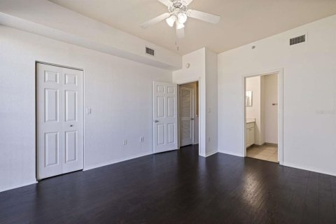 Adosado en venta en Tampa, Florida, 2 dormitorios, 125.33 m2 № 2106898 - foto 20