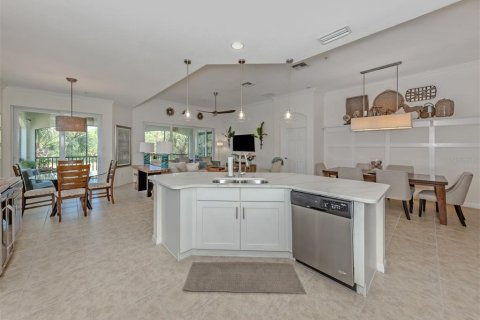 Condo in Nokomis, Florida, 3 bedrooms № 2095911 - photo 16