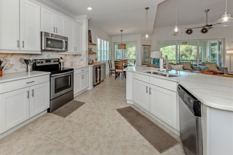 Condo in Nokomis, Florida, 3 bedrooms № 2095911 - photo 17
