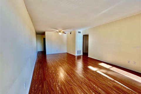 Condo in Clearwater, Florida, 2 bedrooms  № 2156127 - photo 5