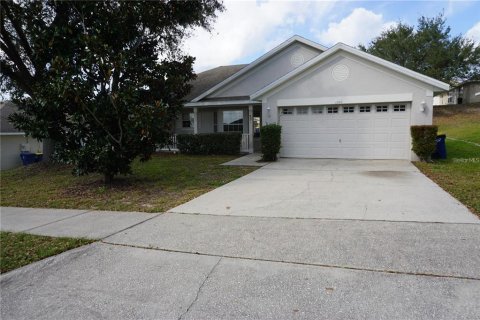 Villa ou maison à Minneola, Floride 3 chambres, 142.7 m2 № 2412681