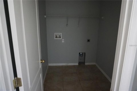 Villa ou maison à louer à Minneola, Floride: 3 chambres, 142.7 m2 № 2412681 - photo 10